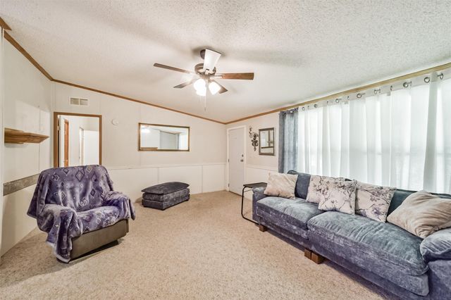 1440 Lakeside Drive, Huntsville, TX 77320