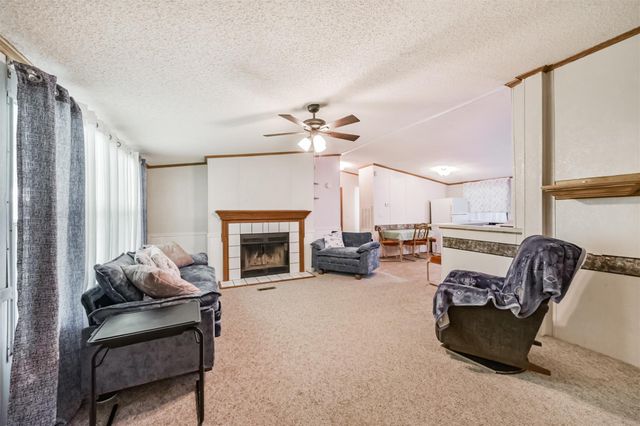 1440 Lakeside Drive, Huntsville, TX 77320