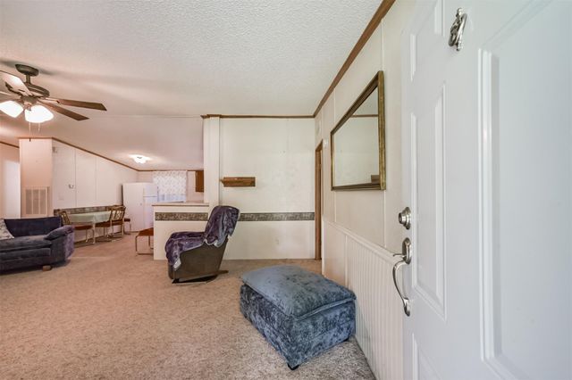 1440 Lakeside Drive, Huntsville, TX 77320