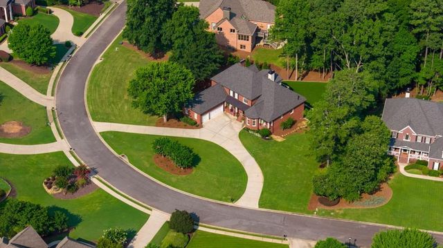 190 Oakhurst Leaf Drive, Milton, GA 30004