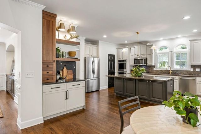190 Oakhurst Leaf Drive, Milton, GA 30004