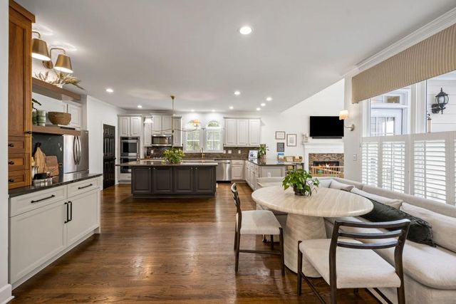 190 Oakhurst Leaf Drive, Milton, GA 30004