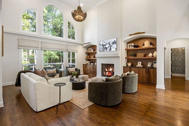 190 Oakhurst Leaf Drive, Milton, GA 30004