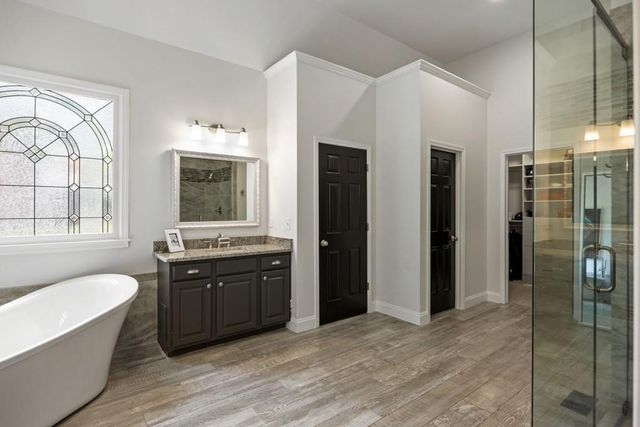 190 Oakhurst Leaf Drive, Milton, GA 30004