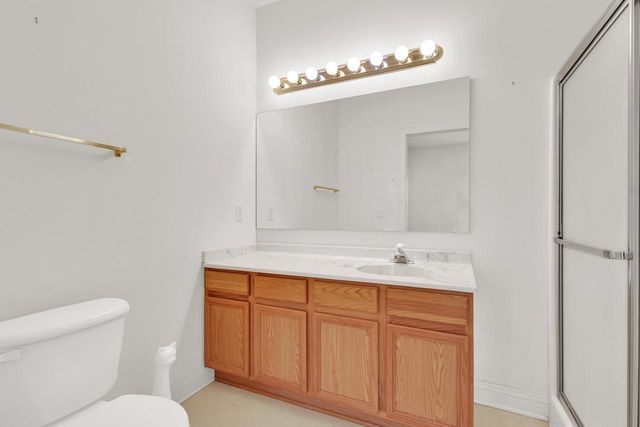 2337 Vista Bella DRIVE, Oak Creek, WI 53154