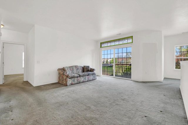 2337 Vista Bella DRIVE, Oak Creek, WI 53154