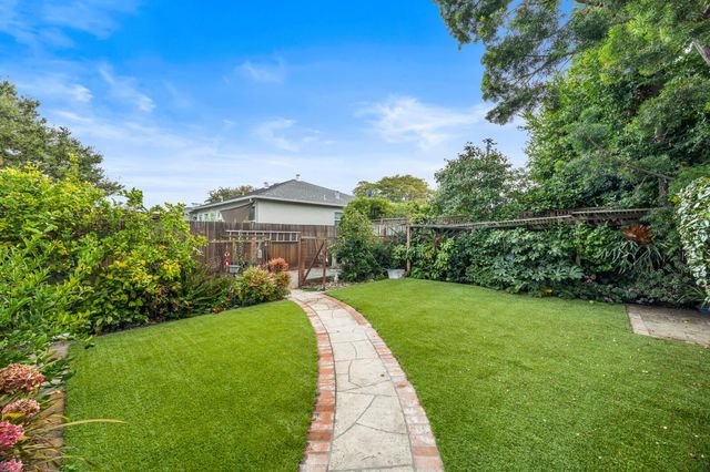 1385 Elm Street, San Carlos, CA 94070