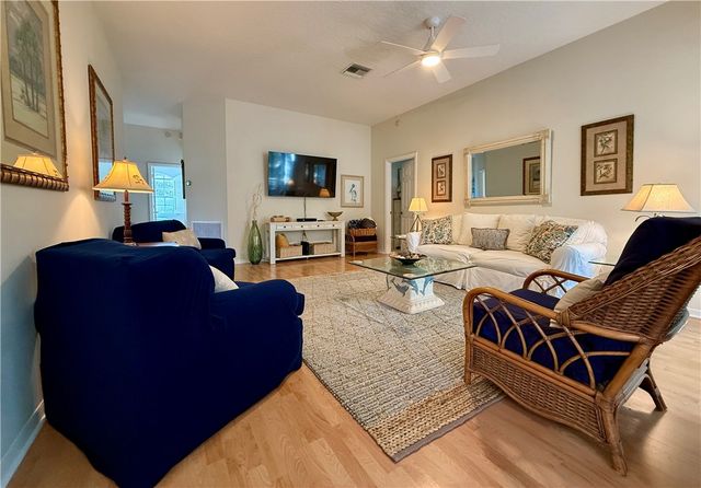 1415 Winding Oaks Circle W A504, Vero Beach, FL 32963