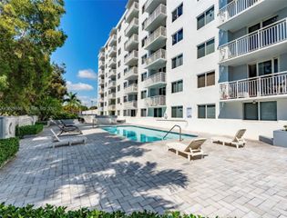 1251 NE 108th St 617, Miami, FL 33161