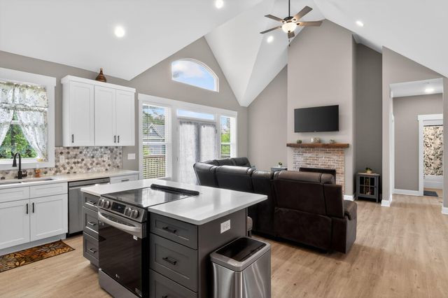 370 Cumberland, Jasper, TN 37347