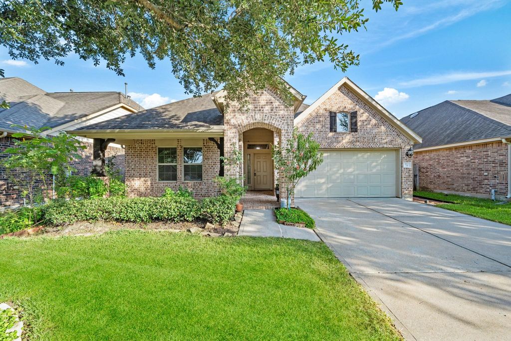 9227 Durango Point Lane, Houston, TX 77070