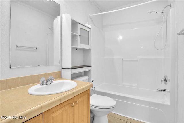 1129 Davis Sound Lane, Wilmington, NC 28409