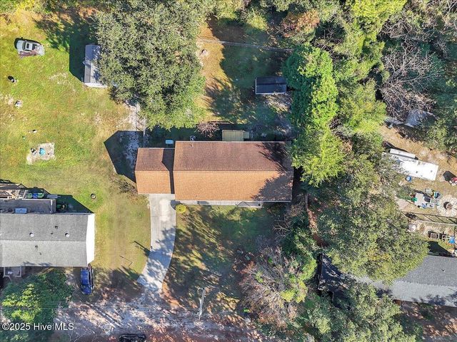 1129 Davis Sound Lane, Wilmington, NC 28409