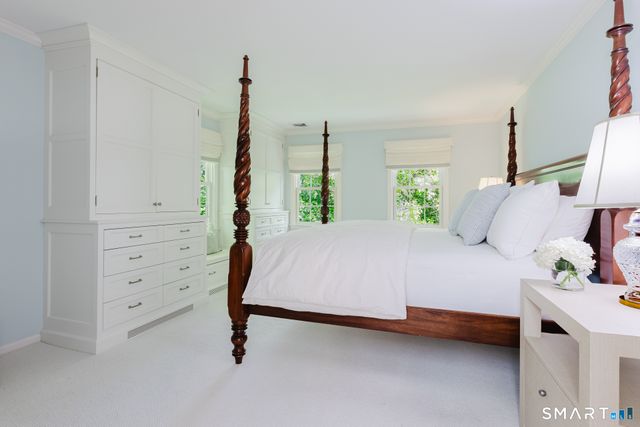 115 Tokeneke Road, Darien, CT 06820