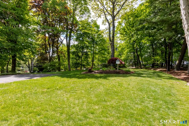 115 Tokeneke Road, Darien, CT 06820