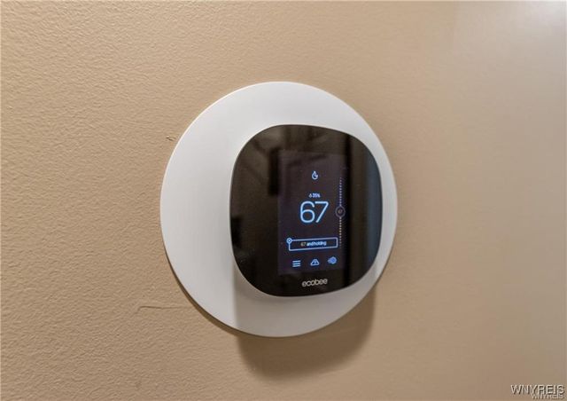 27 Hickory Hill Rd H, Amherst, NY 14221