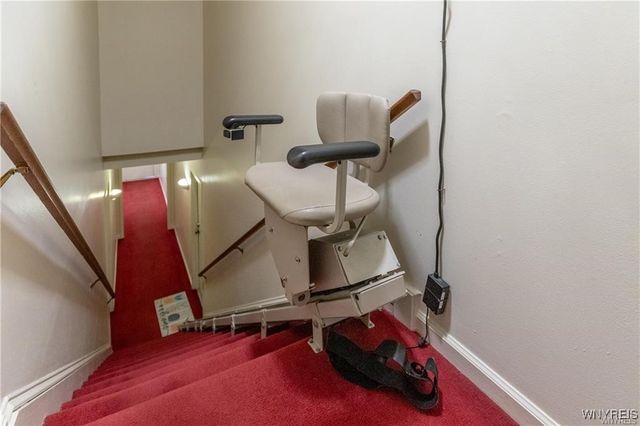 27 Hickory Hill Rd H, Amherst, NY 14221