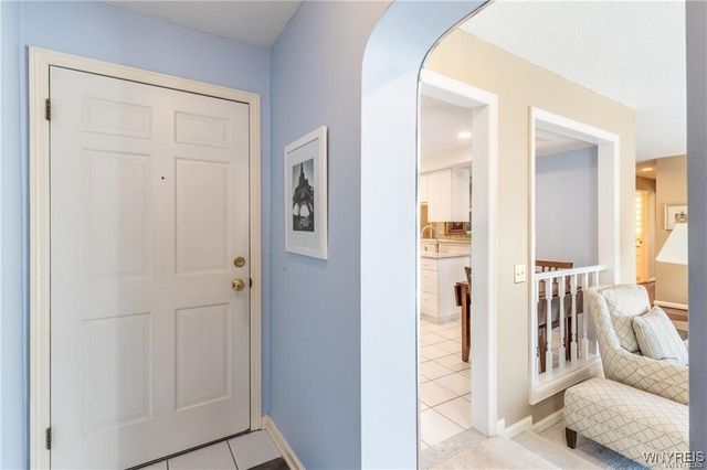 27 Hickory Hill Rd H, Amherst, NY 14221