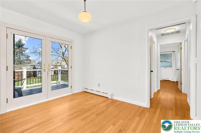359 Milton Street, Easton, PA 18042