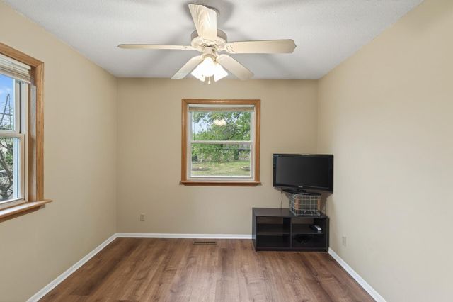 8110 France Avenue N, Brooklyn Park, MN 55443