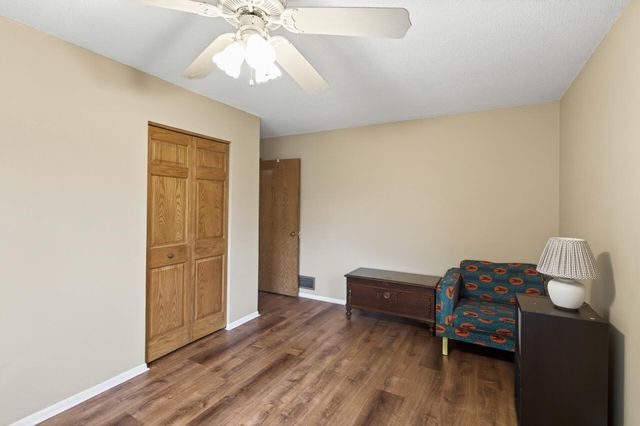 8110 France Avenue N, Brooklyn Park, MN 55443