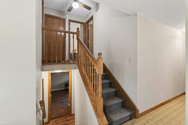 8110 France Avenue N, Brooklyn Park, MN 55443