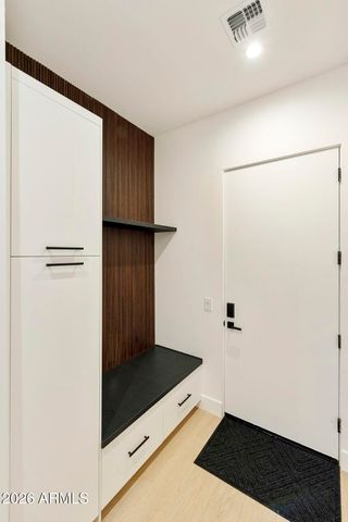 3035 E COOLIDGE Street, Phoenix, AZ 85016