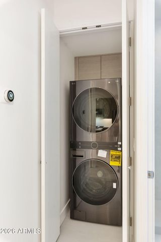 3035 E COOLIDGE Street, Phoenix, AZ 85016