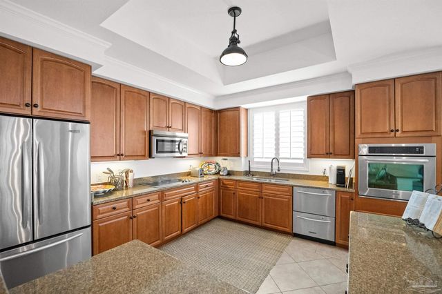 14500 River Rd 101, Pensacola, FL 32507