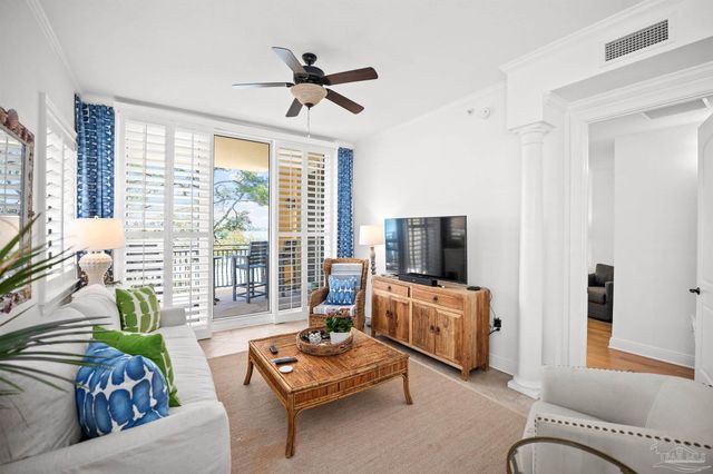 14500 River Rd 101, Pensacola, FL 32507