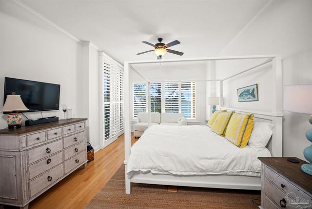 14500 River Rd 101, Pensacola, FL 32507