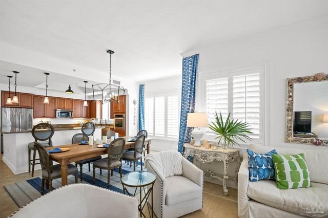 14500 River Rd 101, Pensacola, FL 32507