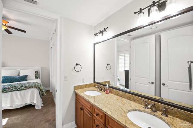 14500 River Rd 101, Pensacola, FL 32507