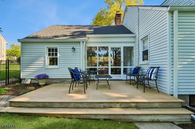 31 Jacobus Ave, Little Falls Twp., NJ 07424