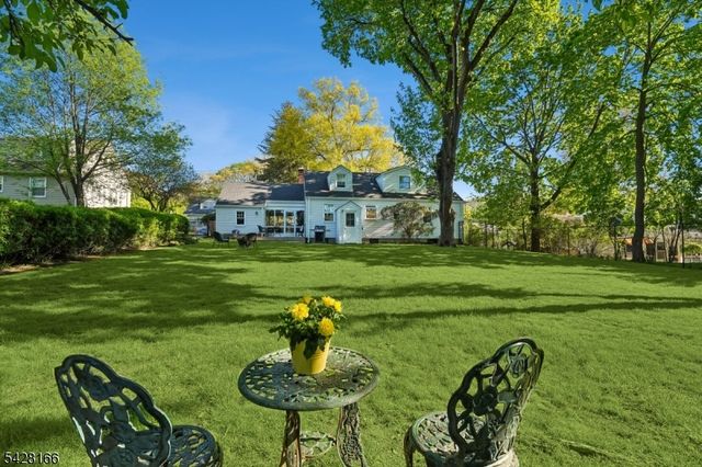 31 Jacobus Ave, Little Falls Twp., NJ 07424