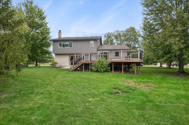 8424 Hollybrook Lane, Tinley Park, IL 60487