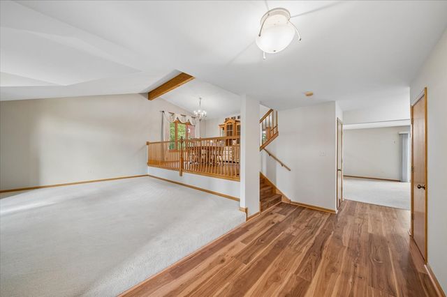 8424 Hollybrook Lane, Tinley Park, IL 60487