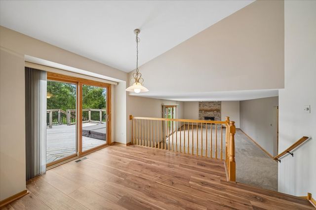 8424 Hollybrook Lane, Tinley Park, IL 60487