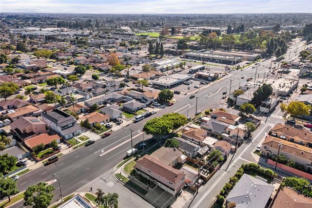 11754 Walcroft, Lakewood, CA 90715