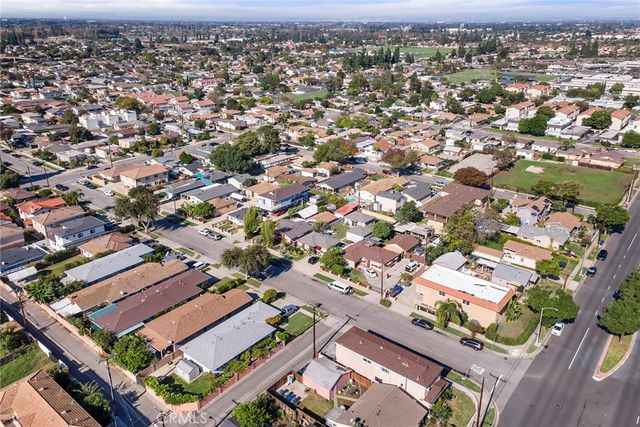 11754 Walcroft, Lakewood, CA 90715