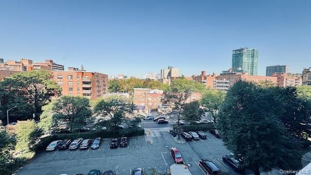 43-10 Kissena Boulevard 7J, Flushing, NY 11355