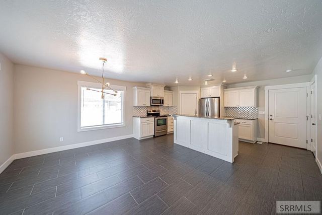 4230 Rockingham Circle, Idaho Falls, ID 83404