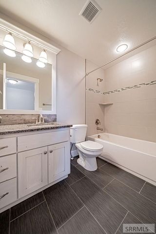 4230 Rockingham Circle, Idaho Falls, ID 83404