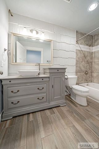 4230 Rockingham Circle, Idaho Falls, ID 83404