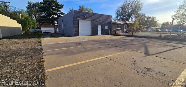 26633 Van Born Road, Taylor, MI 48180