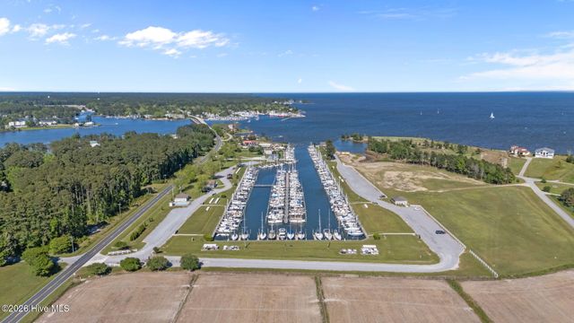 7103 Brigantine Boulevard, Oriental, NC 28571