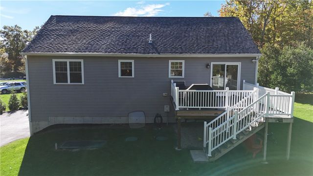 13 Carltons Trail, Smithfield, RI 02917
