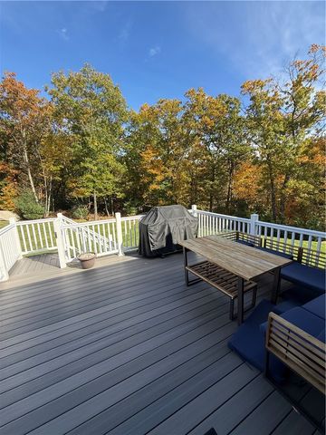 13 Carltons Trail, Smithfield, RI 02917