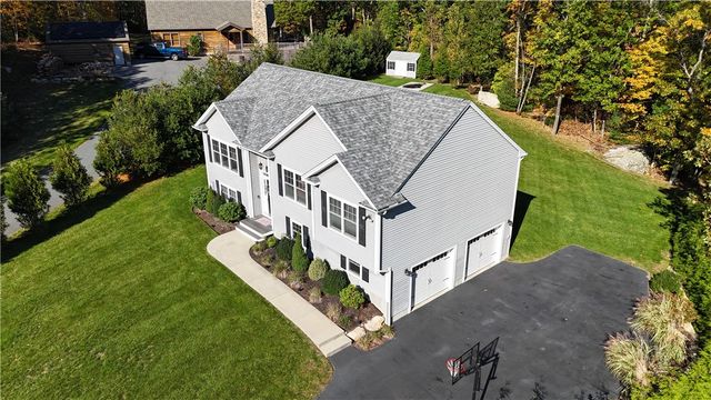 13 Carltons Trail, Smithfield, RI 02917