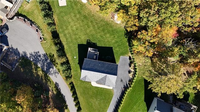 13 Carltons Trail, Smithfield, RI 02917